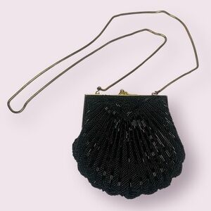Vintage Carla Marchi Black Beaded Snap Shell Crossbody